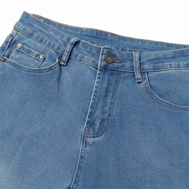 7 FOR ALL MANKIND