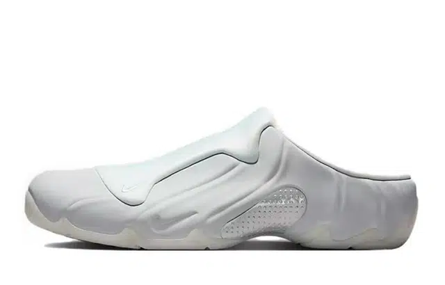 Nike Clogposite 811