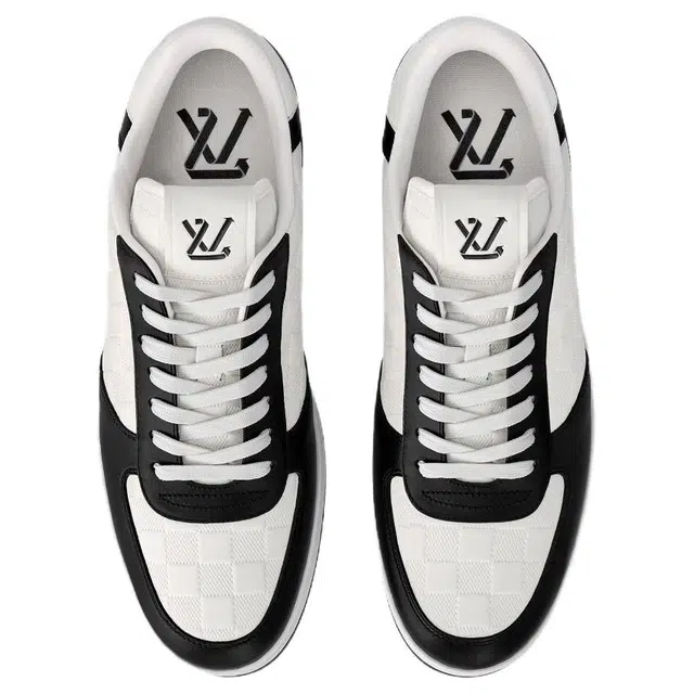 LOUIS VUITTON Rivoli