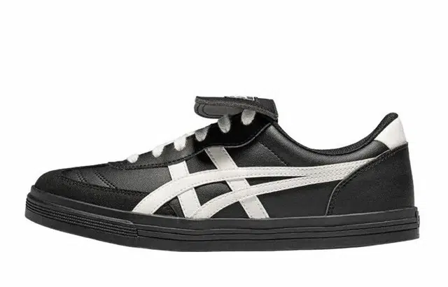 Asics Aaron 811