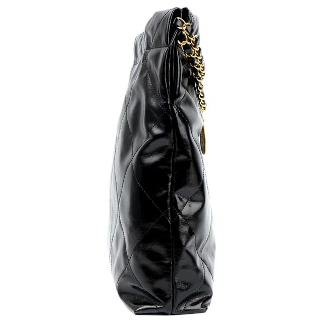 CHANEL 22Bag Logo