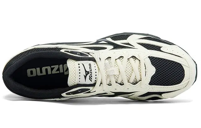 Mizuno Spark cn