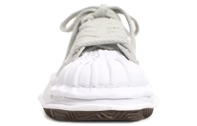 MIHARA YASUHIRO Blakey OG White