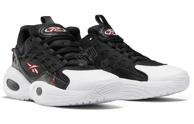 Reebok Solution Mid