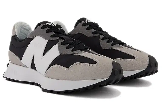 New Balance 327 Black Grey