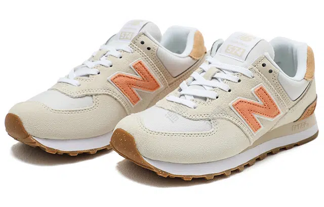 New Balance 574 v2 Beige