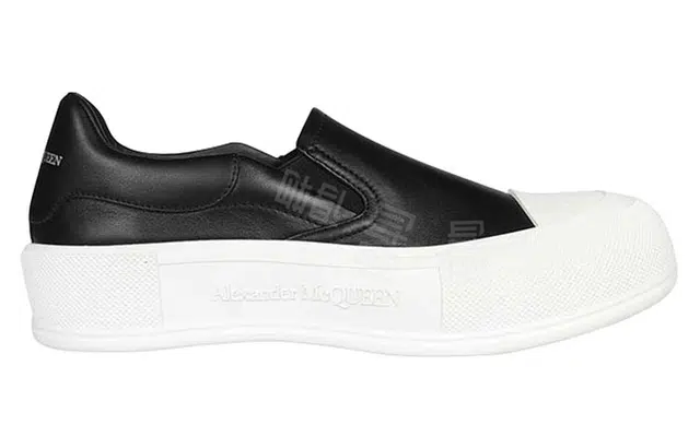 Alexander McQueen Deck