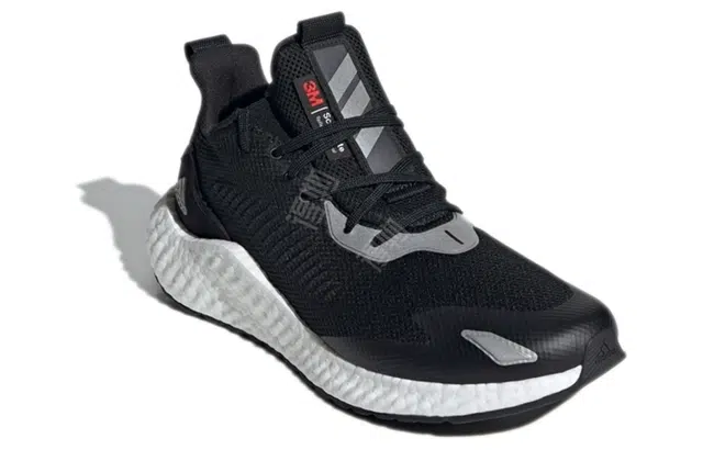 adidas Alphaboost Utility