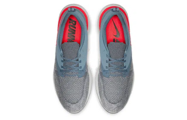Nike Odyssey React Flyknit 2