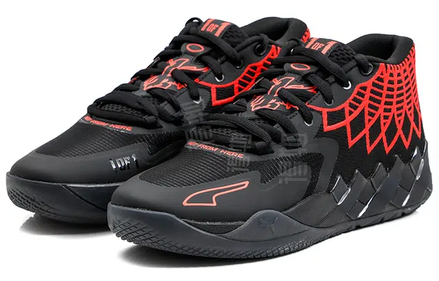 PUMA MB.01