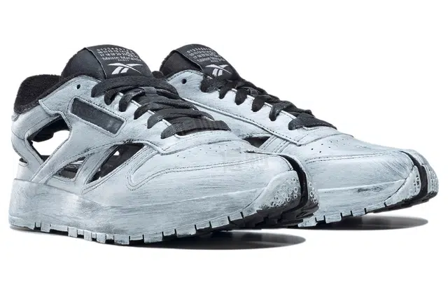 Maison Margiela x Reebok Classic Leather Tabi Decortique Low