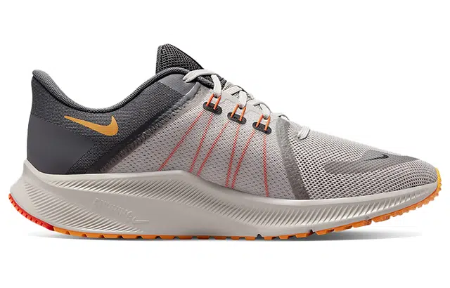 Nike Quest 4