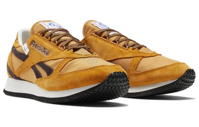 Reebok Victory