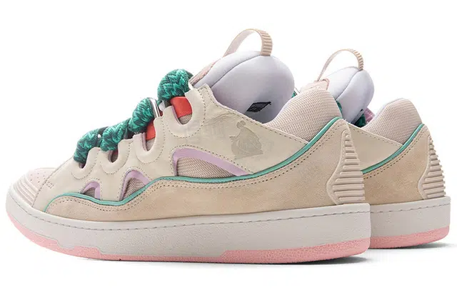 Lanvin Curb