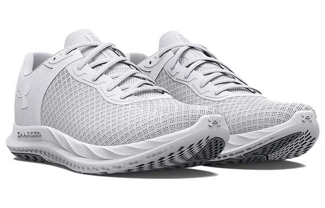 Under Armour Charged Breeze Running