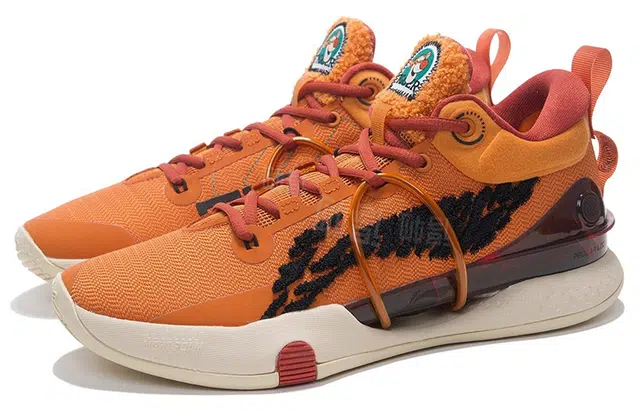 Disney x LiNing 8 Premium