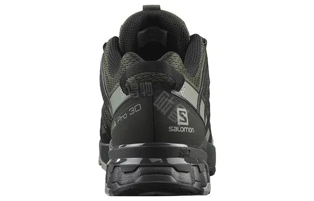 SALOMON XA Pro 3D V8