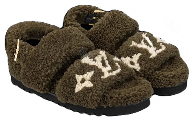 LOUIS VUITTON Paseo Comfort