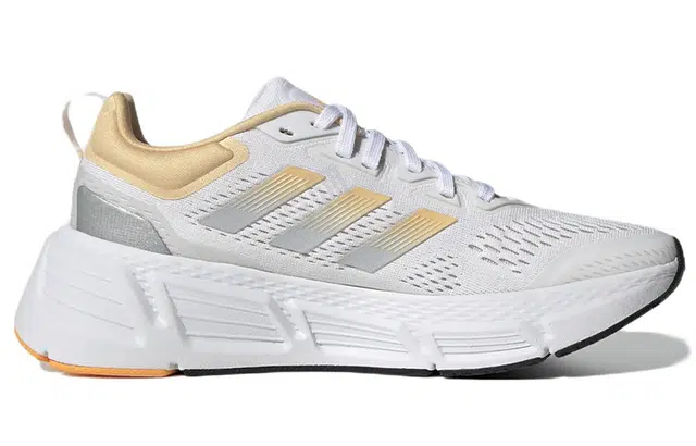 adidas Questar