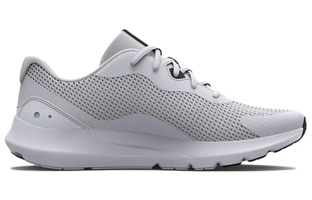 Under Armour Surge 3