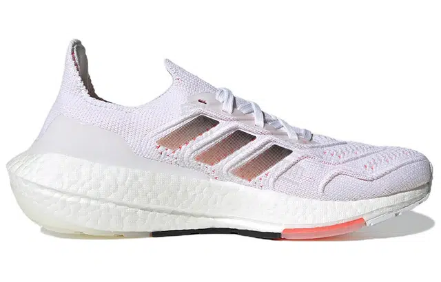 adidas Ultraboost 22