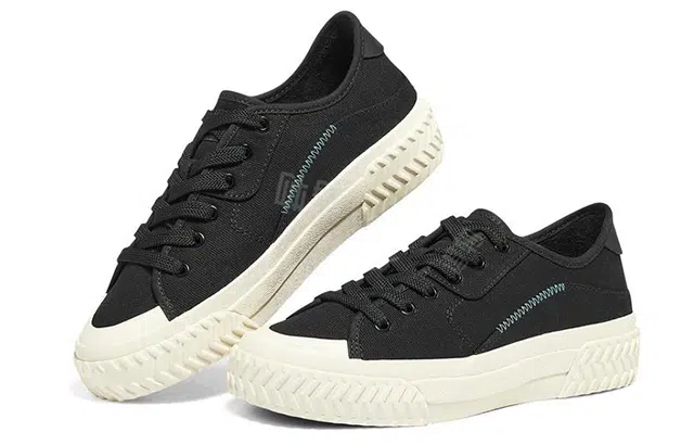 Skechers Street Trax Hi