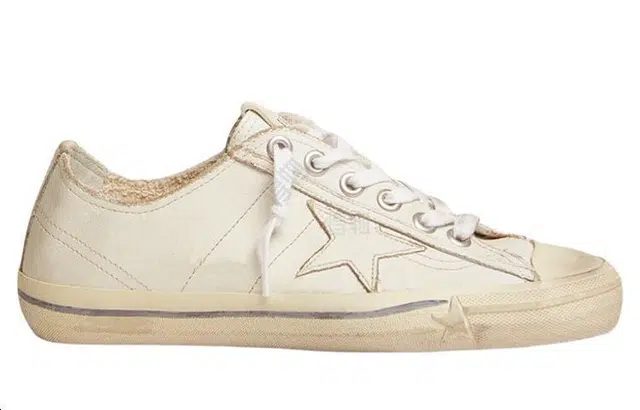 Golden Goose V-Star