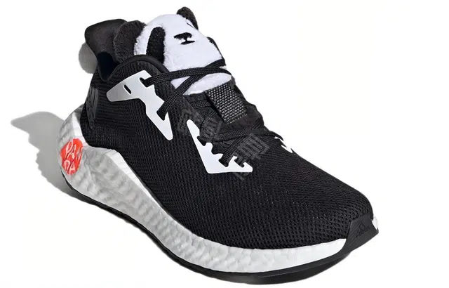 adidas Alphaboost Panda