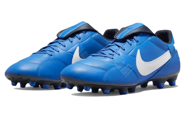 Nike Premier 3