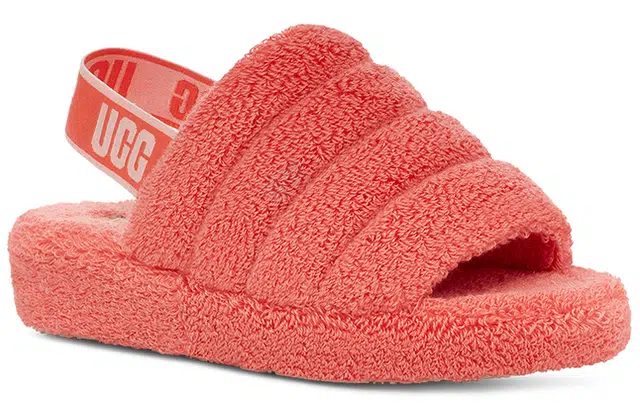 UGG FLUFF YEAH