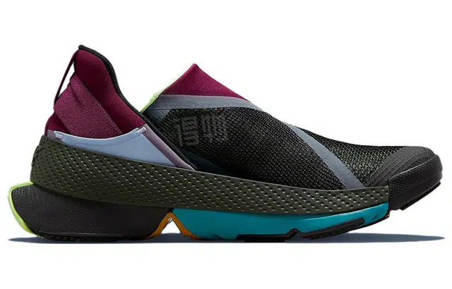 Nike Go FlyEase Black Purple