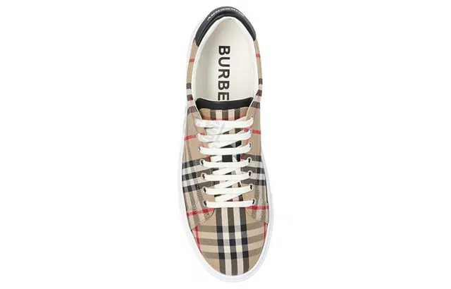 Burberry Vintage
