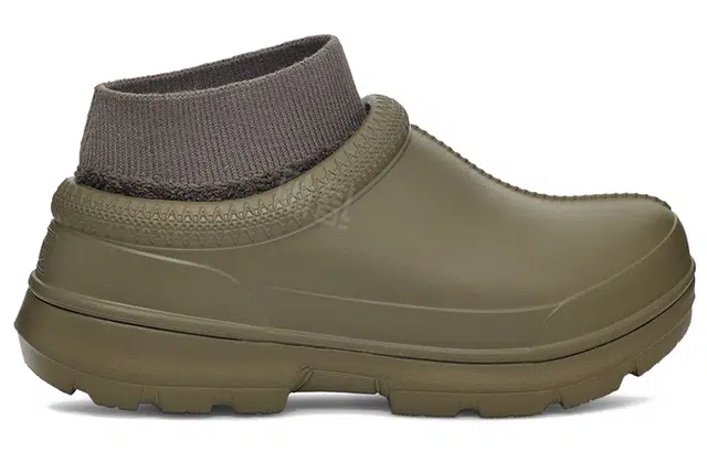 UGG Tasman