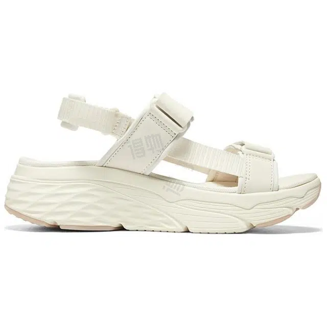 Skechers Max Cushioning