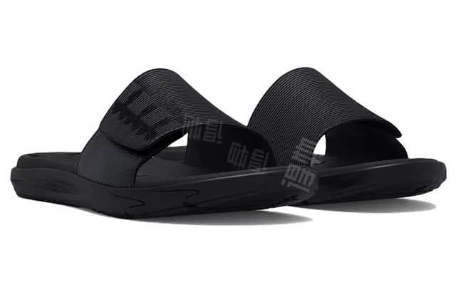 Under Armour Mercenary