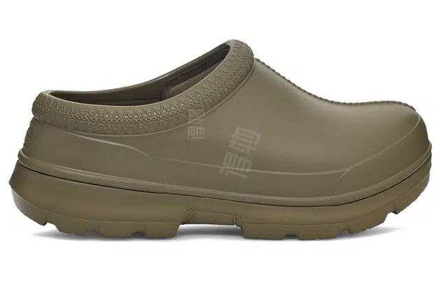 UGG Tasman