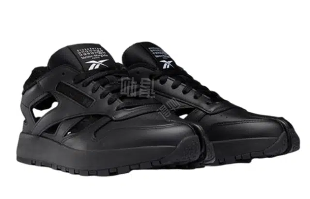 Reebok x Maison Margiela Tabi