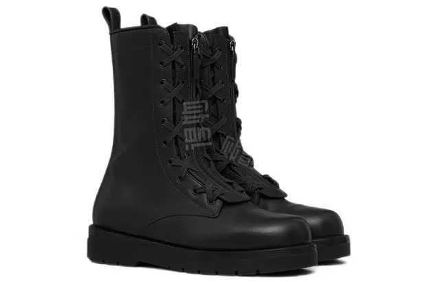 Valentino Xcombat