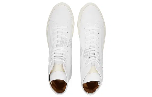 COMMON PROJECTS
