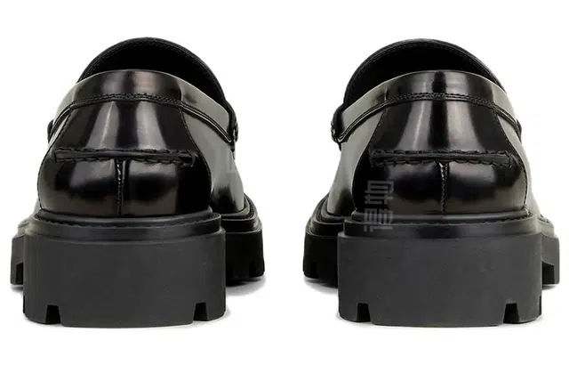 TOD'S T
