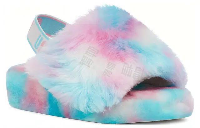UGG FLUFF YEAH