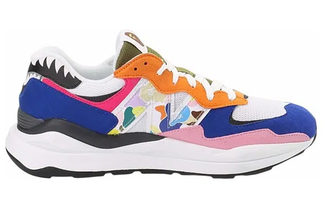 A BATHING APE x New Balance NB 5740