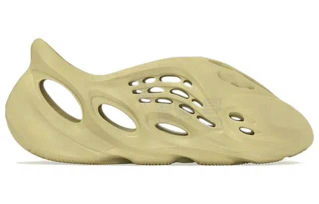 adidas originals Yeezy Foam Runner