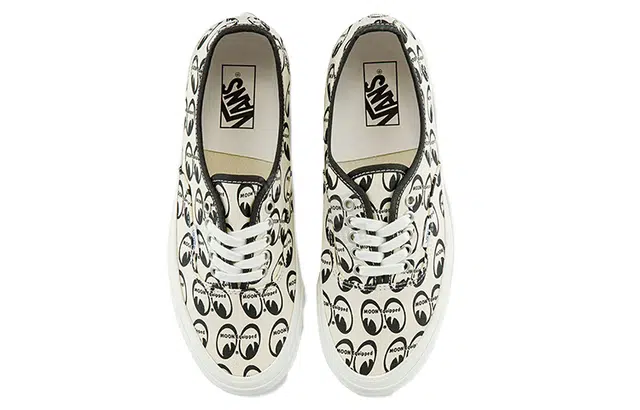 Vans Style 44 Mooneyes