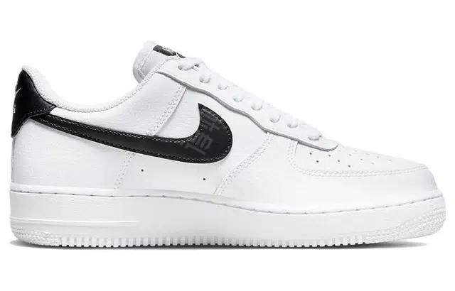 Nike Air Force 1 white black