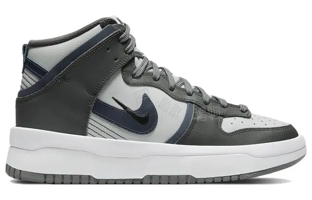 Nike Dunk Up