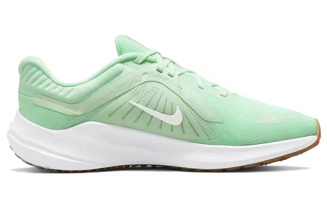 Nike Quest 5