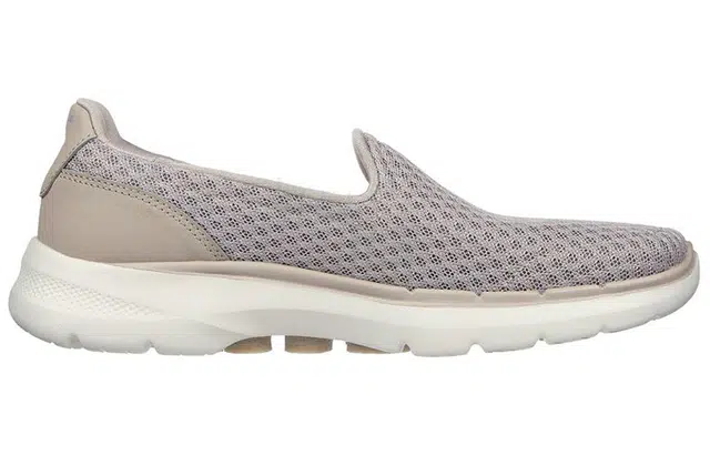 Skechers Go Walk 6