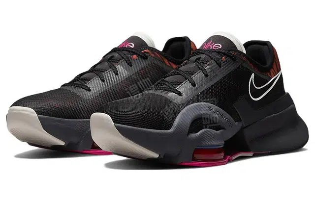 Nike Air Zoom Super Rep 3