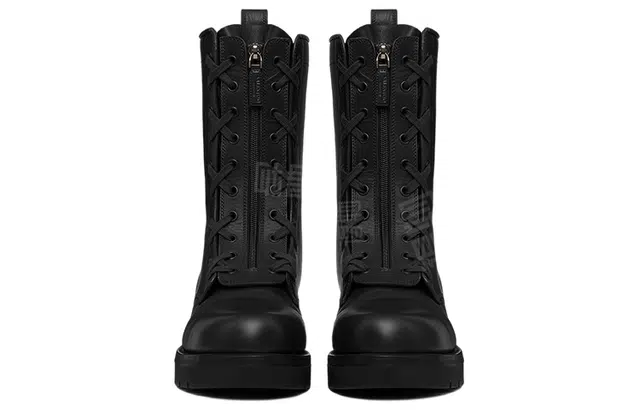 Valentino Xcombat